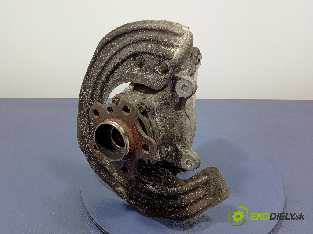 Bmw Seria 3 2019 náboj levá 6878611