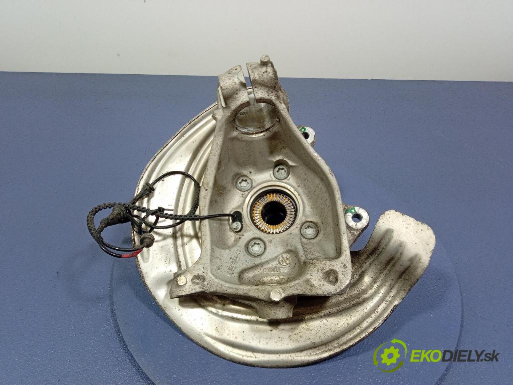 Bmw Seria 3 2019 náboj Práva: 6878612