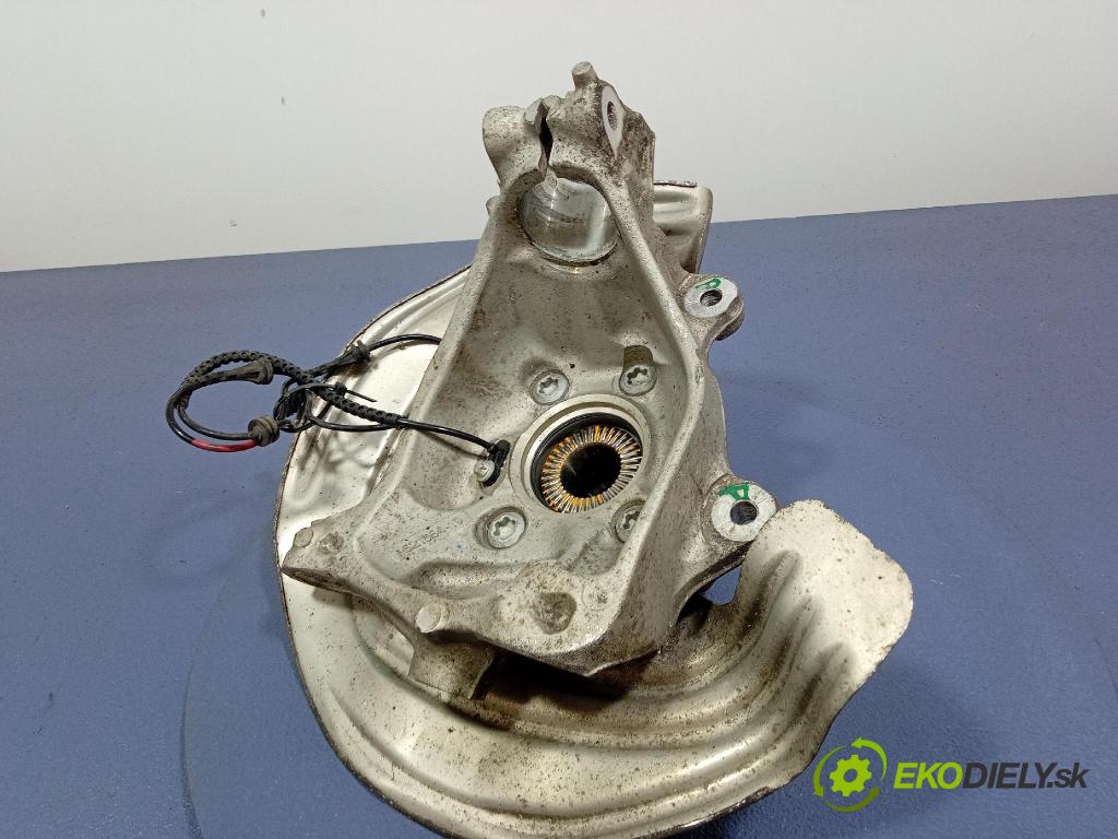 Bmw Seria 3 2019 náboj Práva: 6878612