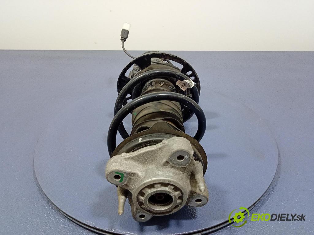 Bmw Seria 3 2019 tlmič Predné Vľavo.: 6895055