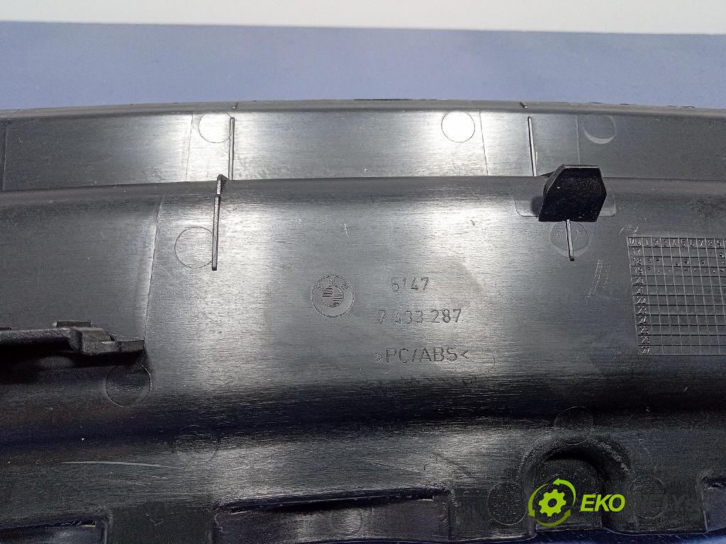 Bmw Seria 3 2019 kryt Plast: Interiéry: 7433287