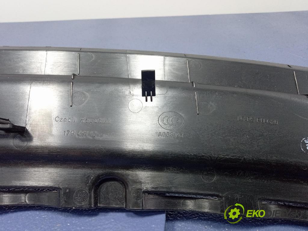 Bmw Seria 3 2019 kryt Plast: Interiéry: 7433287