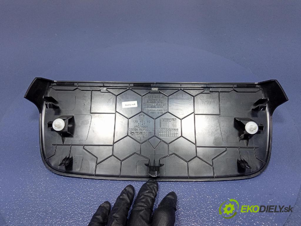 Bmw Seria 3 2019 kryt Plast: Interiéry: 7433272