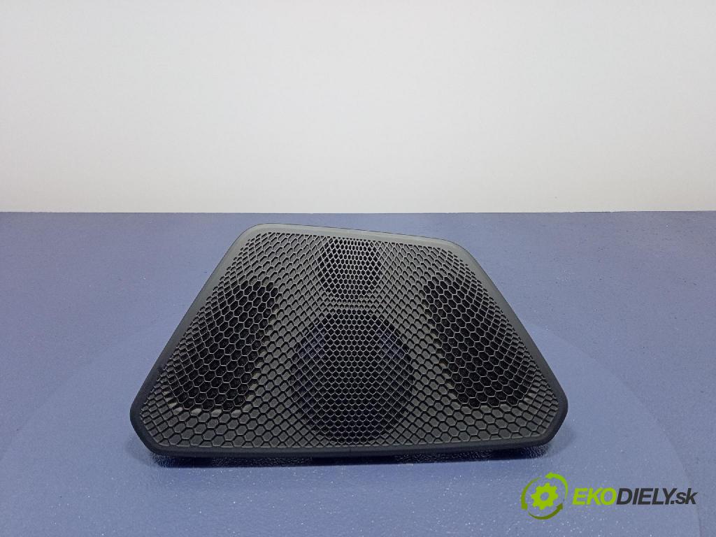 Bmw Seria 3 2019 kryt Plast: Interiéry: 6831281