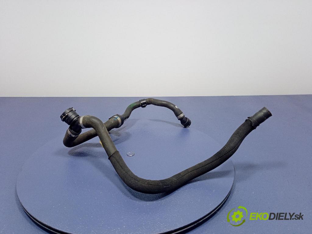 Bmw Seria 3 2019 rúrka Chladič: 8654832