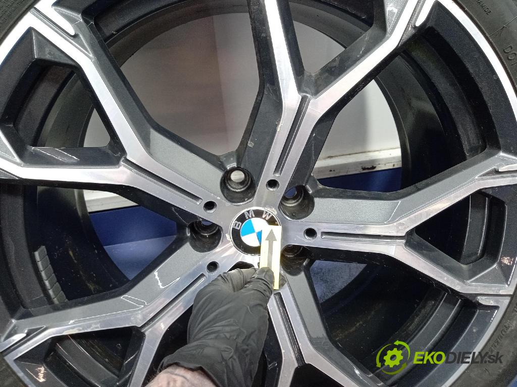 Bmw X5 0 Ráfiky: Hlinikové: Pneumatiky: 8071998 8071999