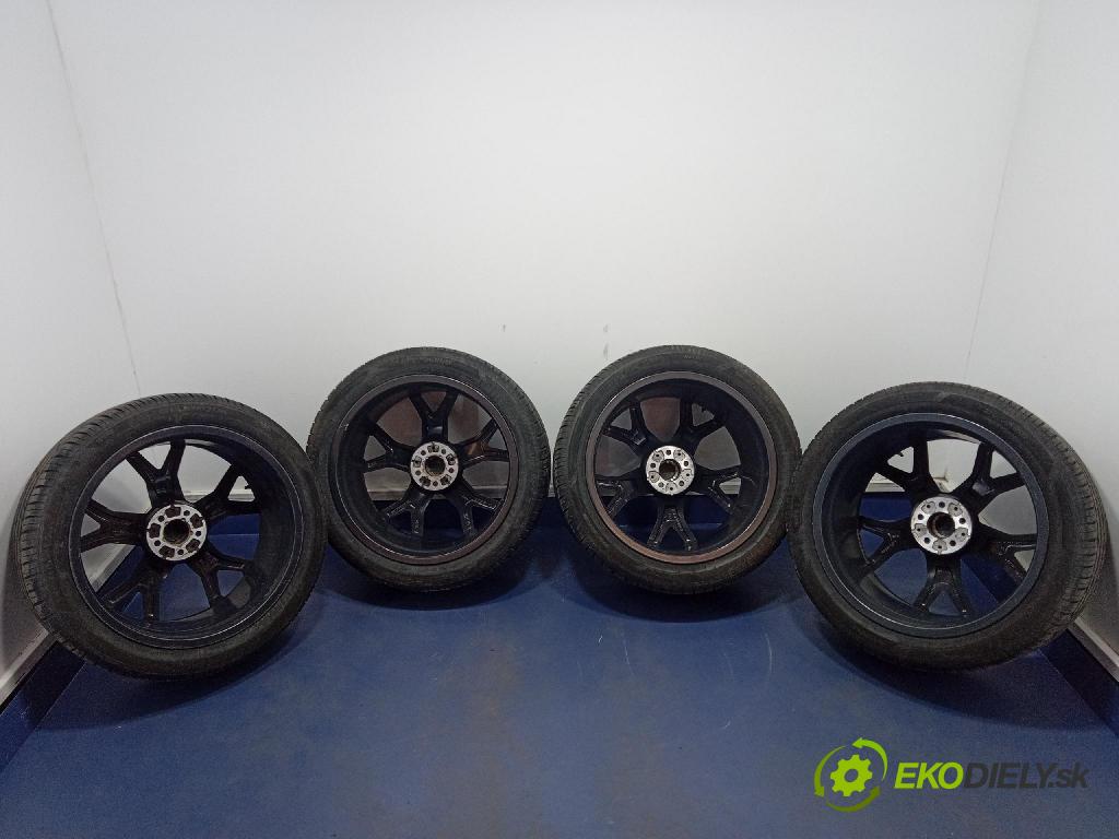 Bmw X5 0 Ráfiky: Hlinikové: Pneumatiky: 8071998 8071999