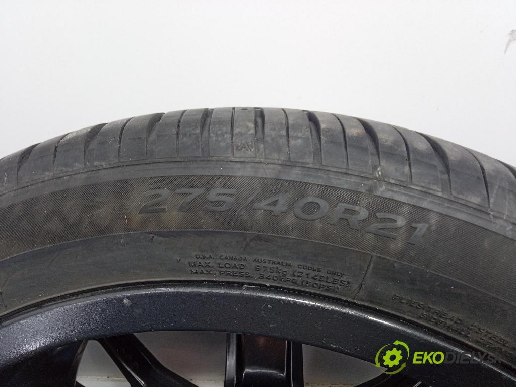 Bmw X5 0 Ráfiky: Hlinikové: Pneumatiky: 8071998 8071999