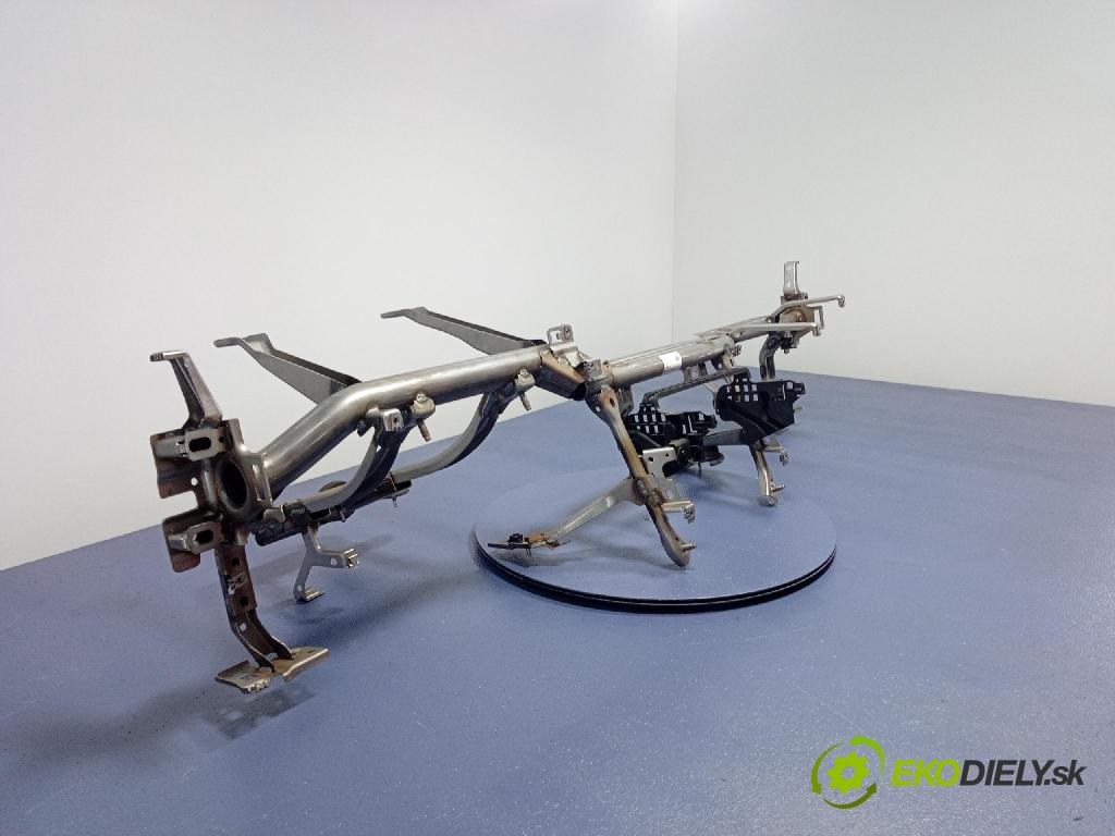Bmw Seria 3 2019 kokpit,přistrojova deska 6804040