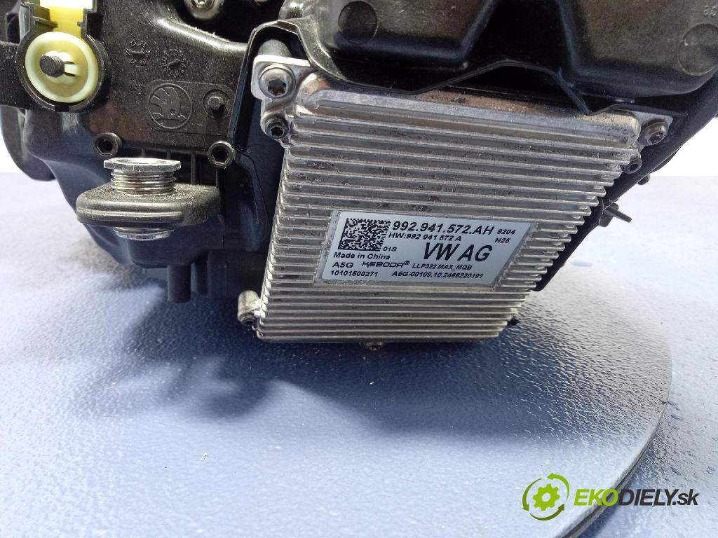 Skoda Octavia mk4 24- 0 světlo v pravo: 5E4941022