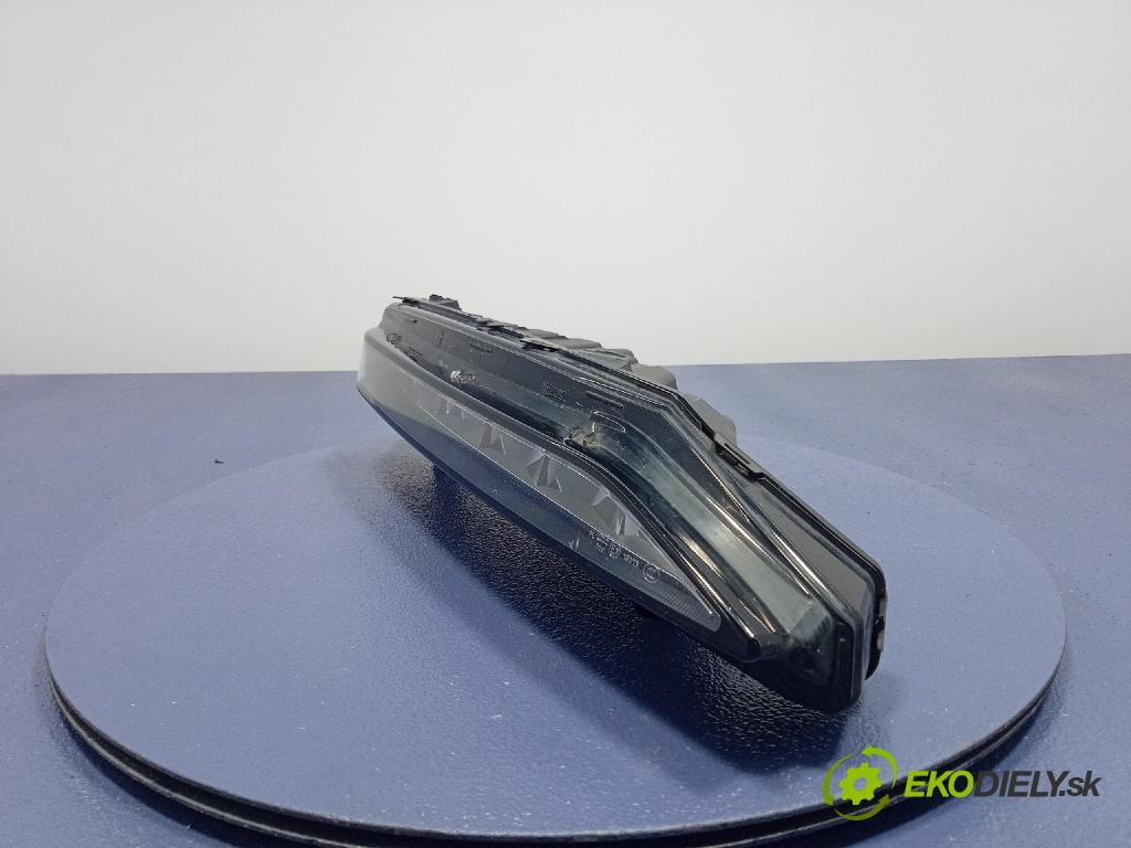 Skoda Superb iii 19- 0 Halogen v pravo: 3V0941700B