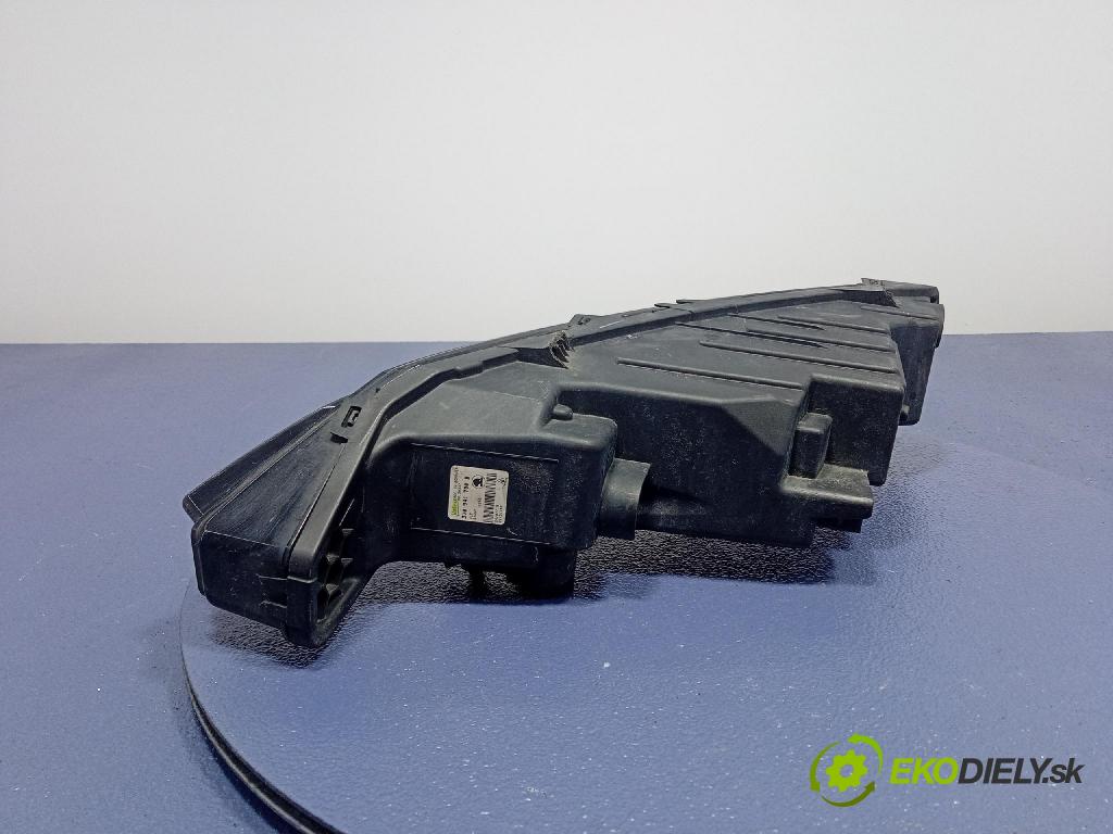 Skoda Superb iii 19- 0 Halogen v pravo: 3V0941700B