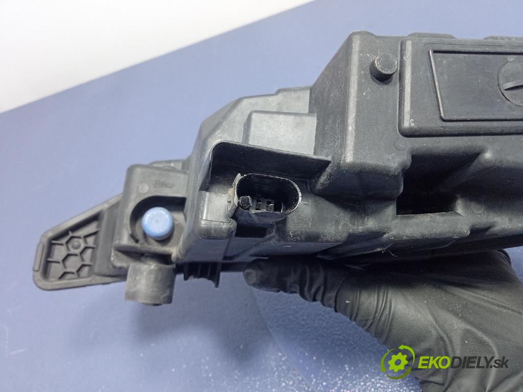 Skoda Superb iii 19- 0 Halogen v pravo: 3V0941700B