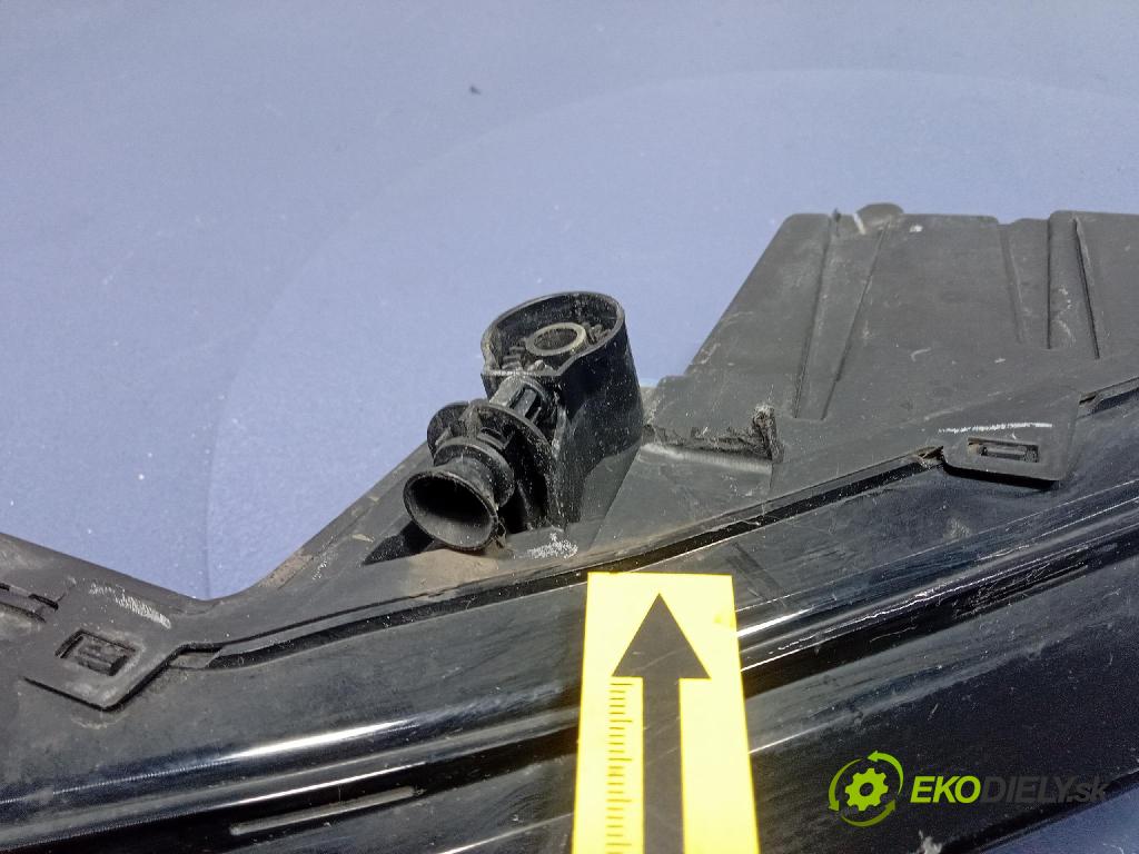 Skoda Superb iii 19- 0 Halogen v pravo: 3V0941700B