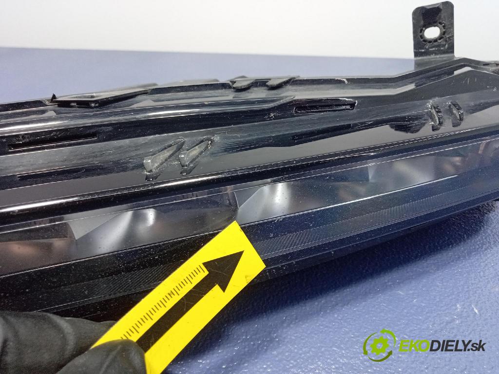 Skoda Superb iii 19- 0 Halogen v pravo: 3V0941700B