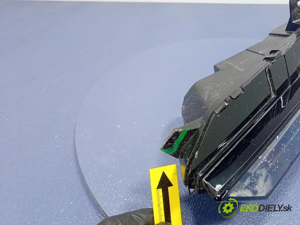 Skoda Scala lift 23- 0 Halogen Levý: 657941699A