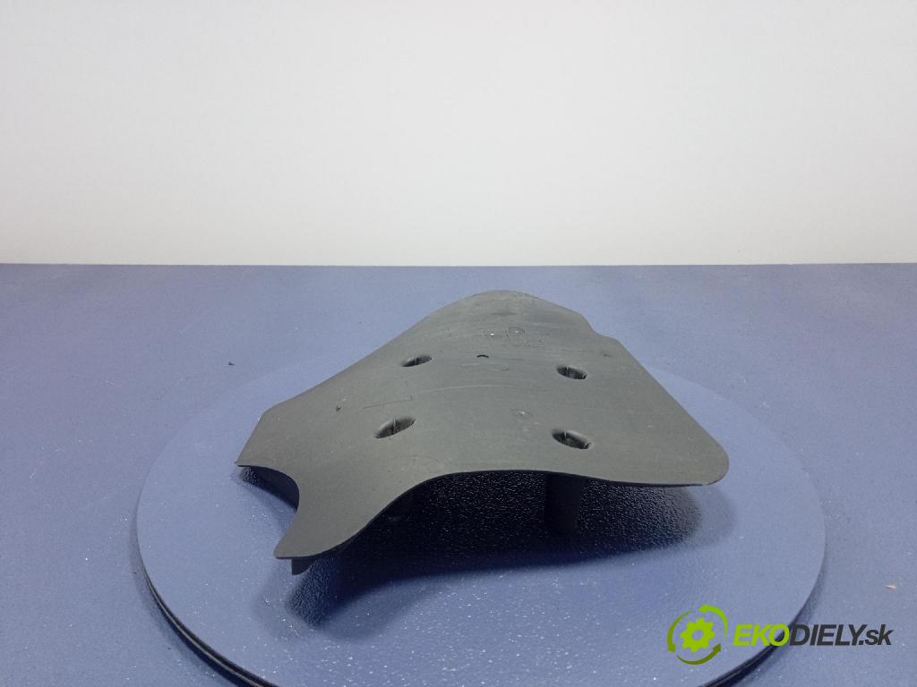Bmw Seria 3 2019 kryt Plast: podvozek: 6876804