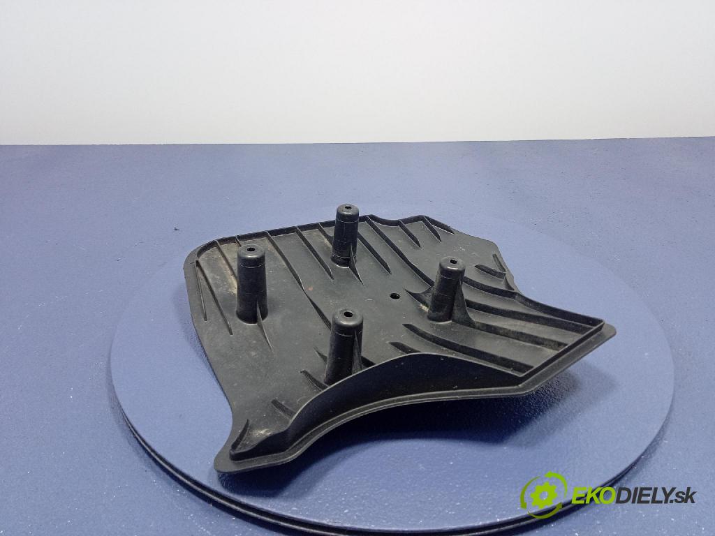 Bmw Seria 3 2019 kryt Plast: podvozek: 6876804