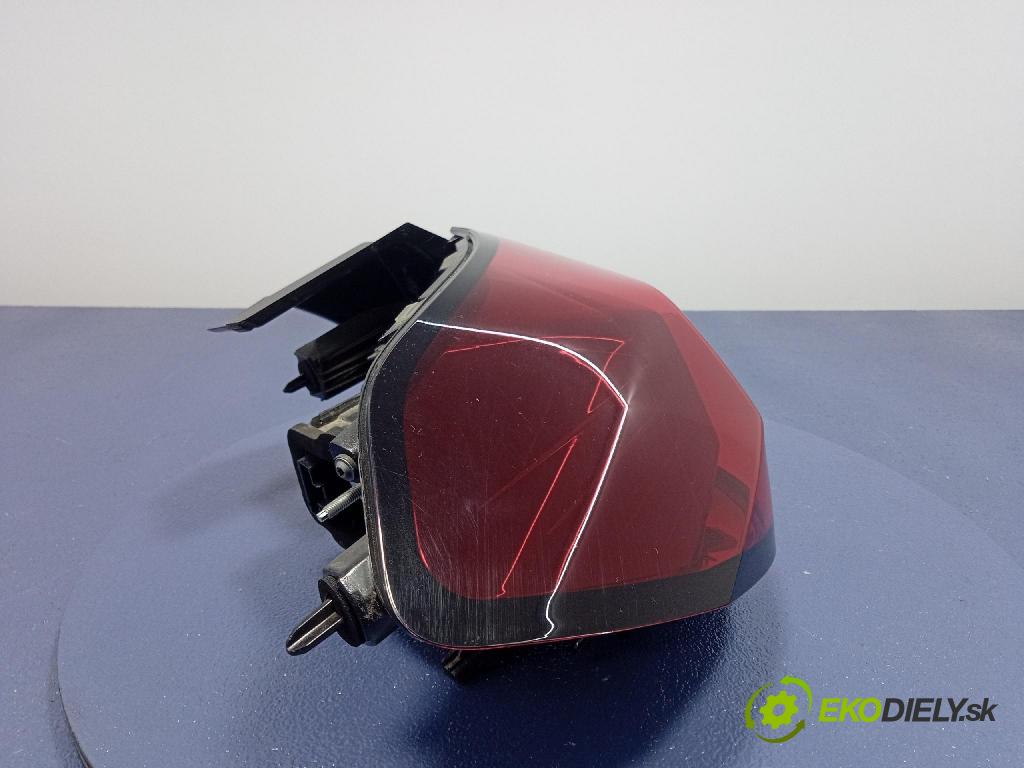 Opel Corsa f 19- 0 světlo Zad: levá Mimo: 9829317380