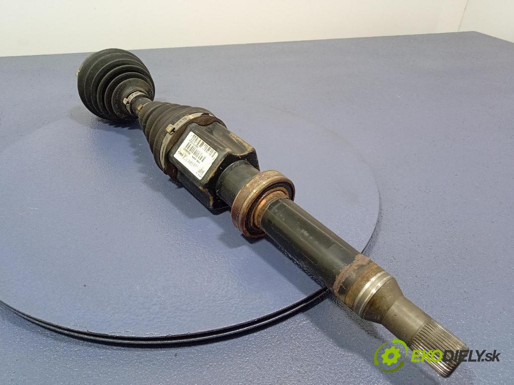 Volvo S80 2003 poloos levá před P30735135
