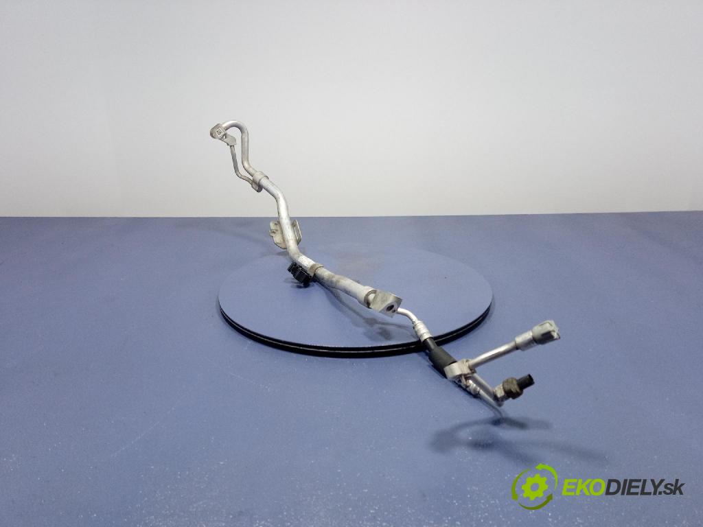 Bmw Seria 3 2019 trubka Klimatizace: 9395469