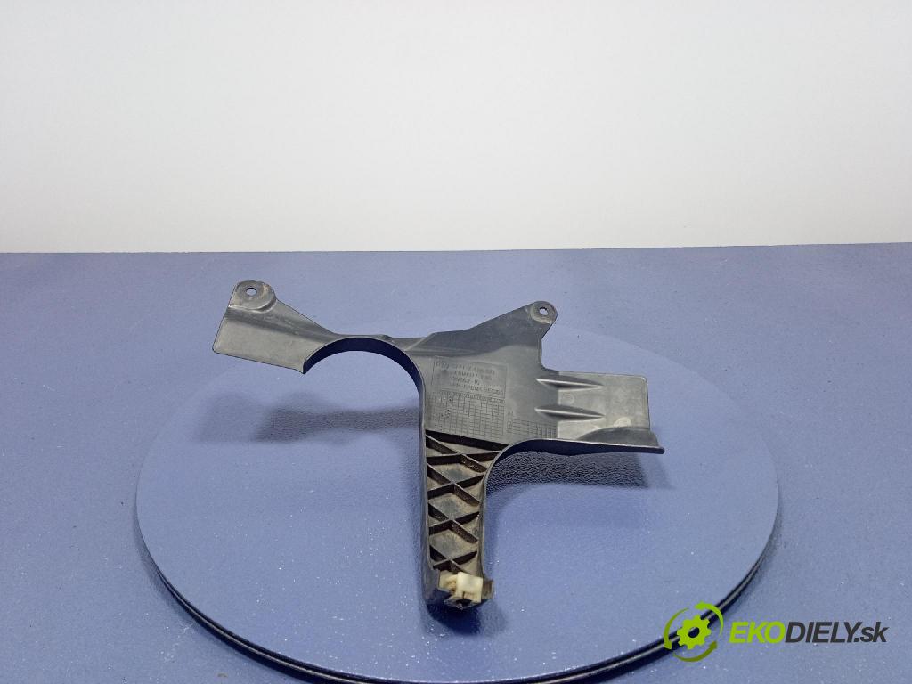 Bmw Seria 3 2019 kryt Plast: podvozek: 7428171