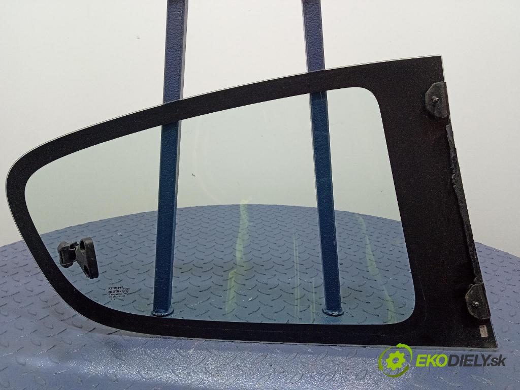 Citroen C1 2012 sklo dveře Zad: levé 