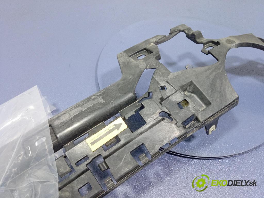 Bmw Seria 3 2019 nárazník Zad: 8069392