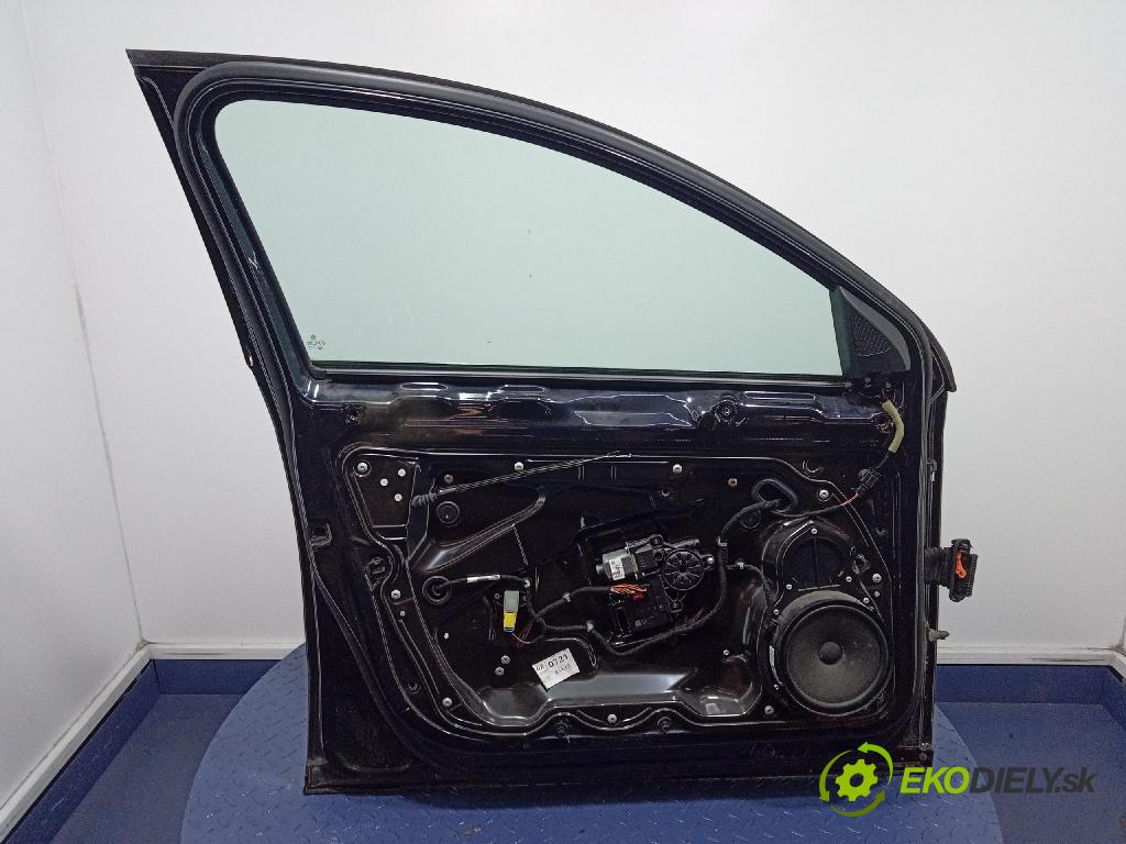Vw Passat 2011 dveře před Vlevo, odjet: