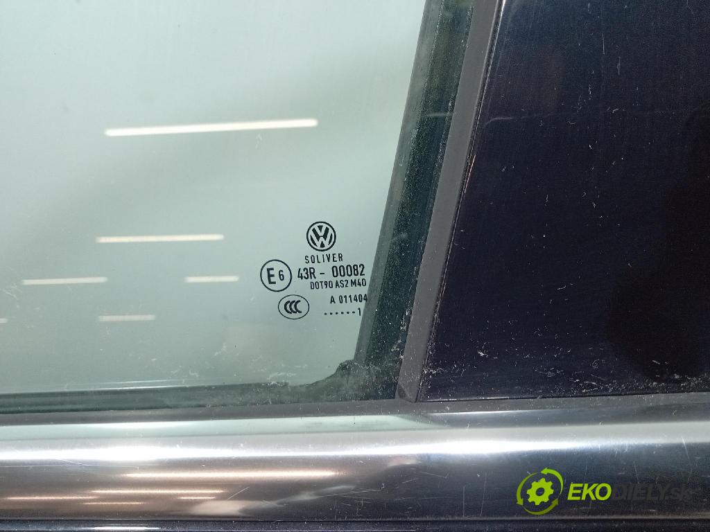 Vw Passat 2011 dveře před Vlevo, odjet: