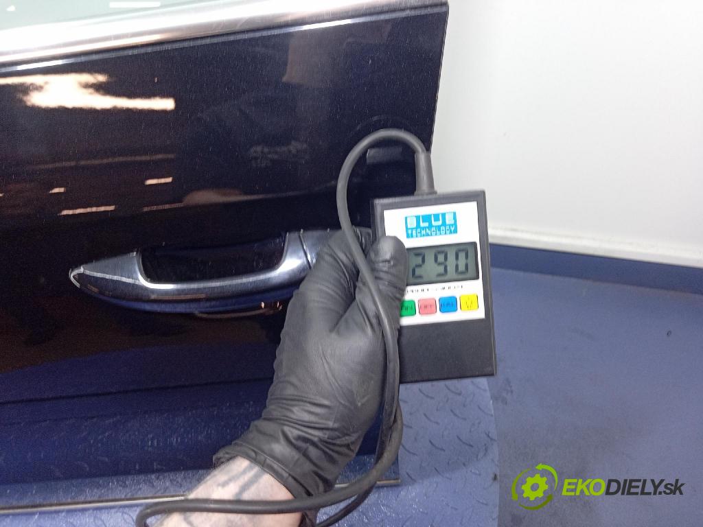 Vw Passat 2011 dveře před Vlevo, odjet: 
