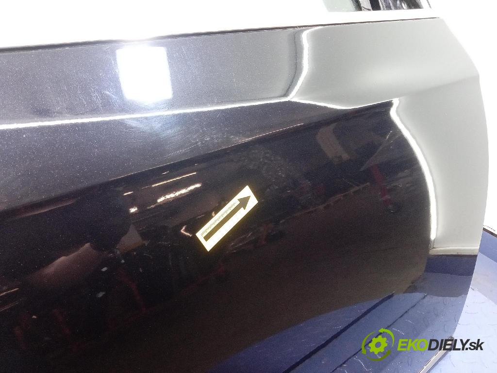 Vw Passat 2011 dveře před prave