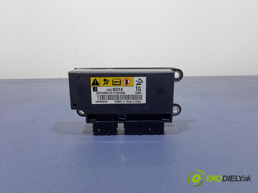Chevrolet Spark 2011 kokpit,přistrojova deska 13578314