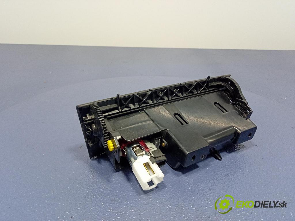 Vw Passat 2011 Popielniczka 3C0863284K
