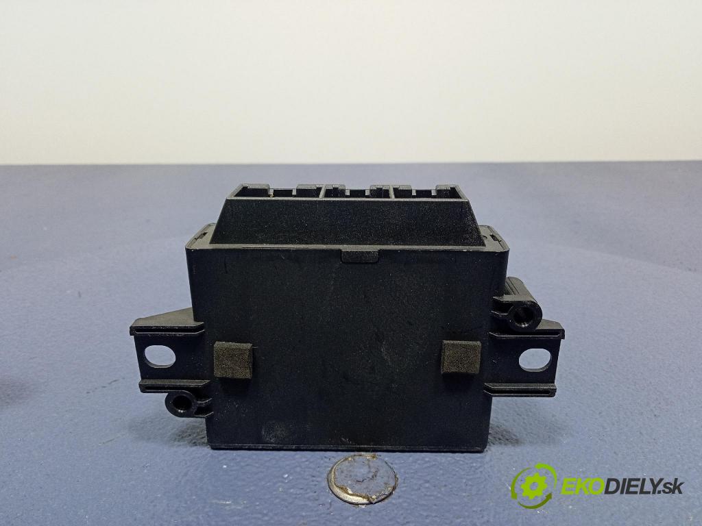 Vw Passat 2011 snímač / riadiaca jednotka PDC 3AE919475