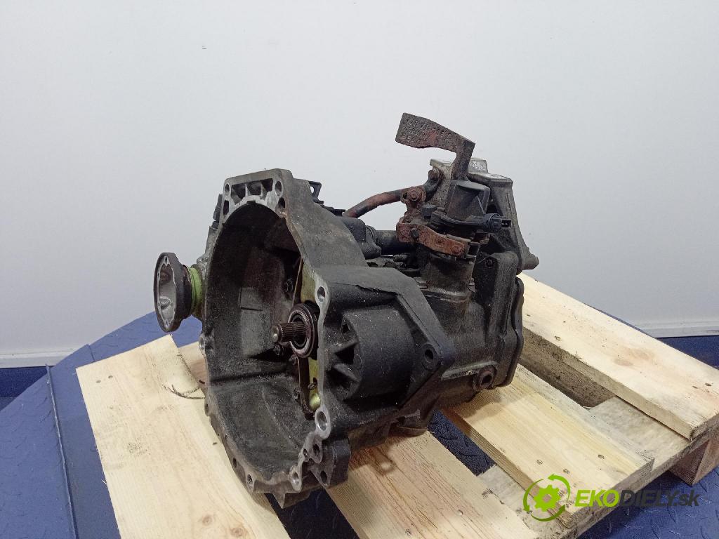 Volkswagen Golf 1997 převodovka Ozubené kola: Manualna DTK