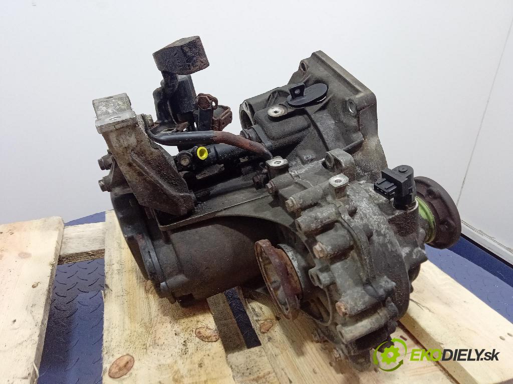 Volkswagen Golf 1997 převodovka Ozubené kola: Manualna DTK