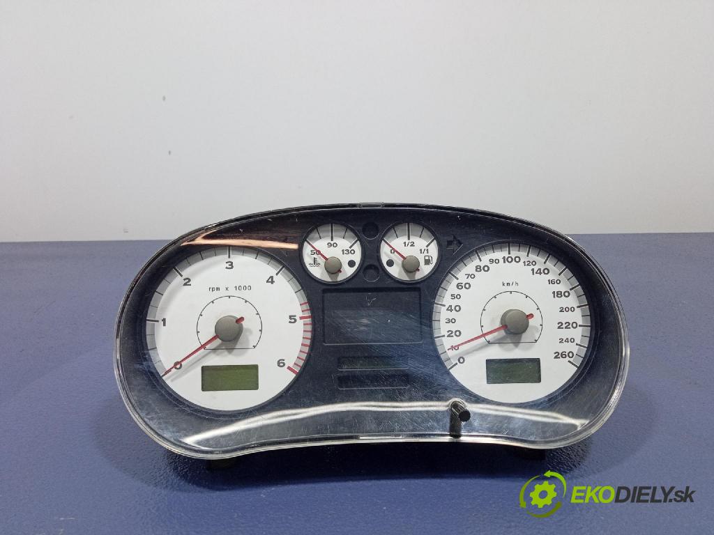Seat Leon 2005 Přístrojová deska