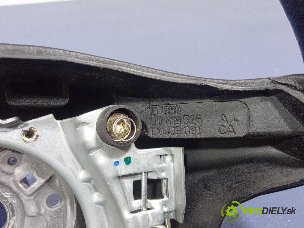 Vw Passat 2001 volant 1J0419526D