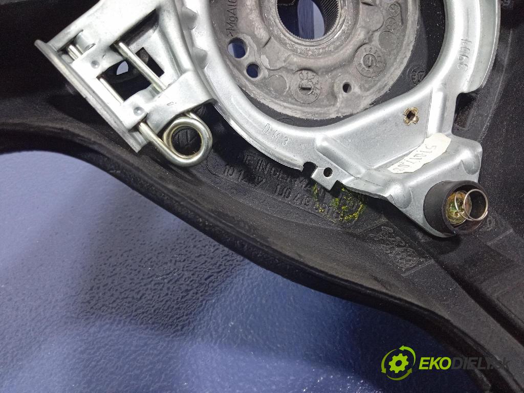 Vw Passat 2001 volant 1J0419526D