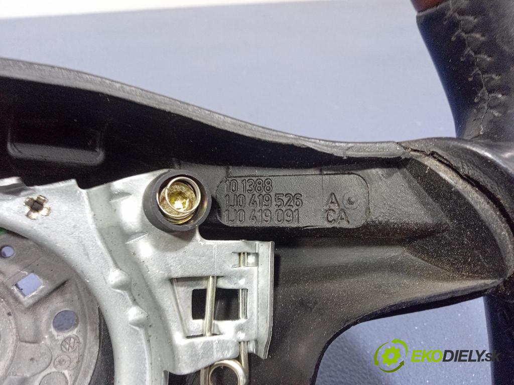 Volkswagen Passat 1.8 2001 volant 1J0419526D