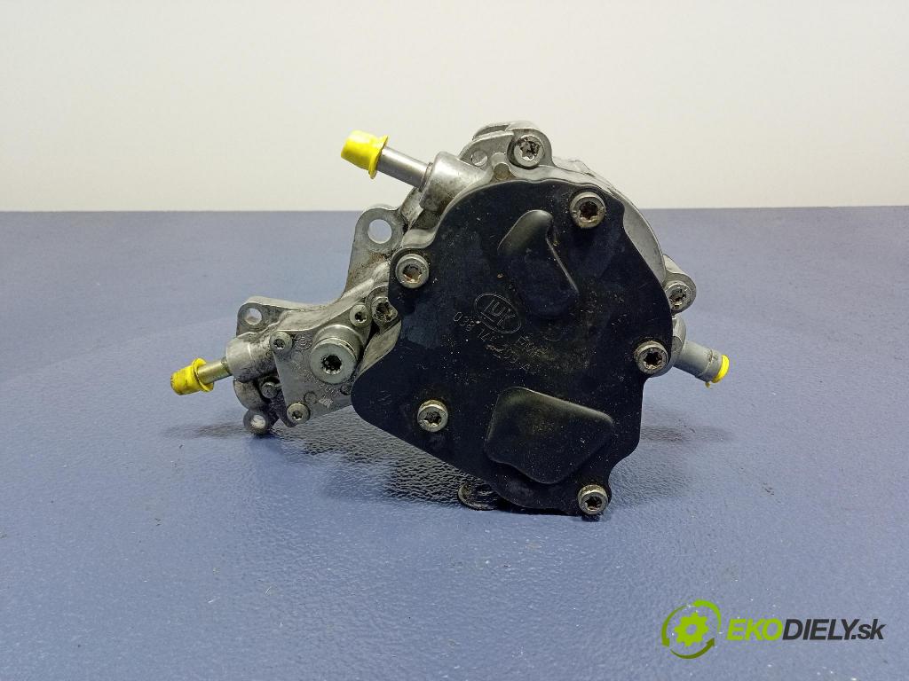 Audi A3 2001 čerpadlo vakuová 038145209A