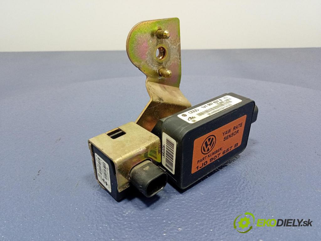 Audi A3 2001 snímač ESP. 1J1907657B