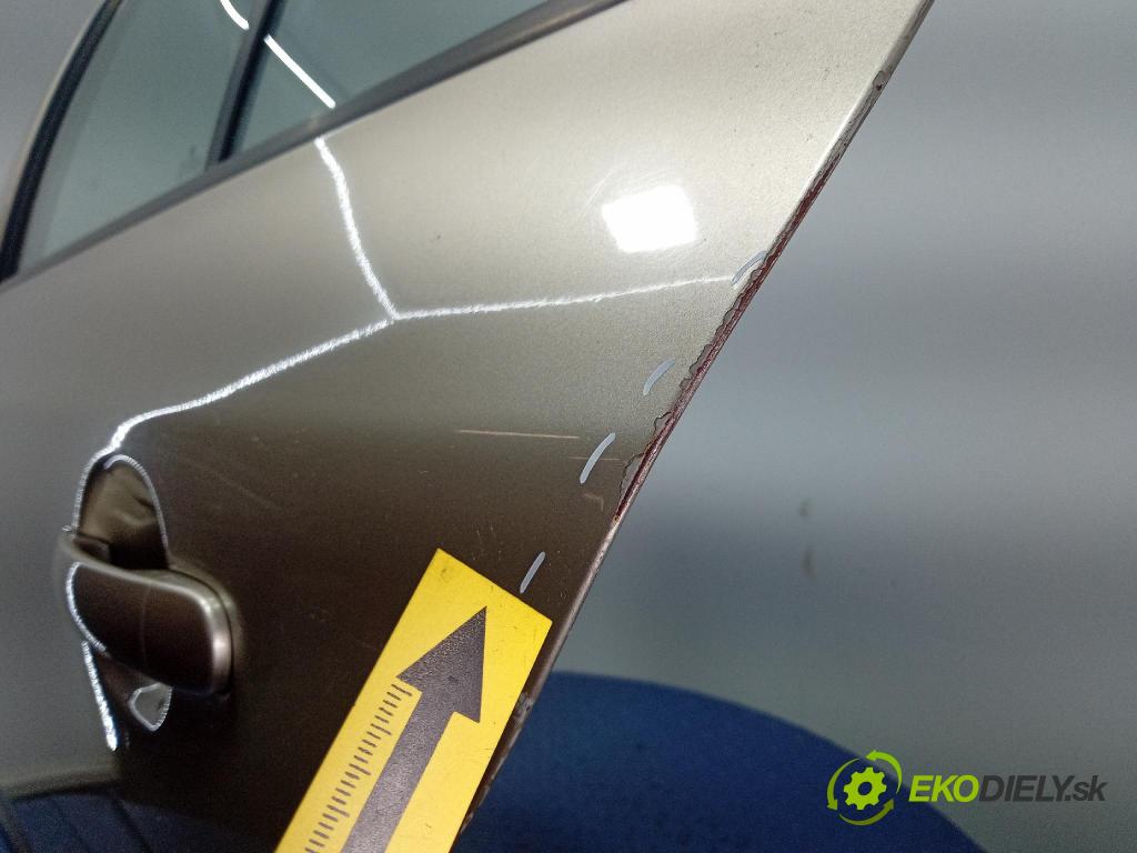 Skoda Octavia 2004 dveře Zad: Vlevo, odjet: