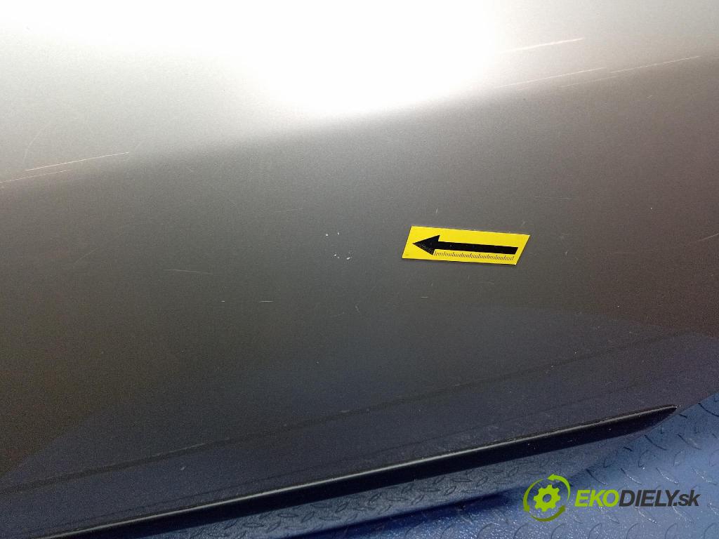 Skoda Octavia 2004 dveře Zad: Vlevo, odjet: