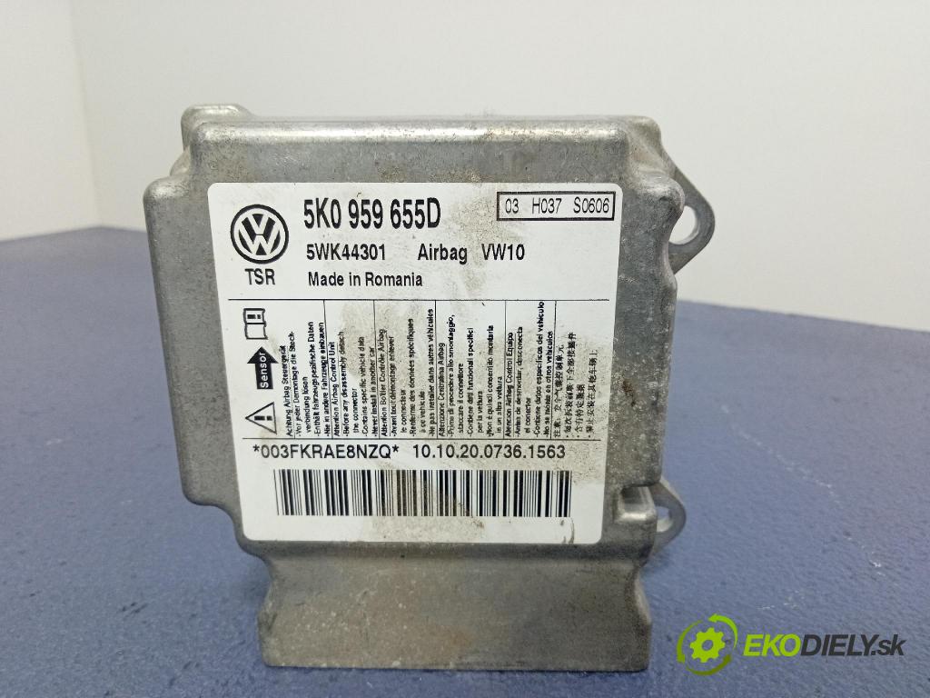 Vw Golf 2011 kokpit,přistrojova deska 3KV5K1857181B
