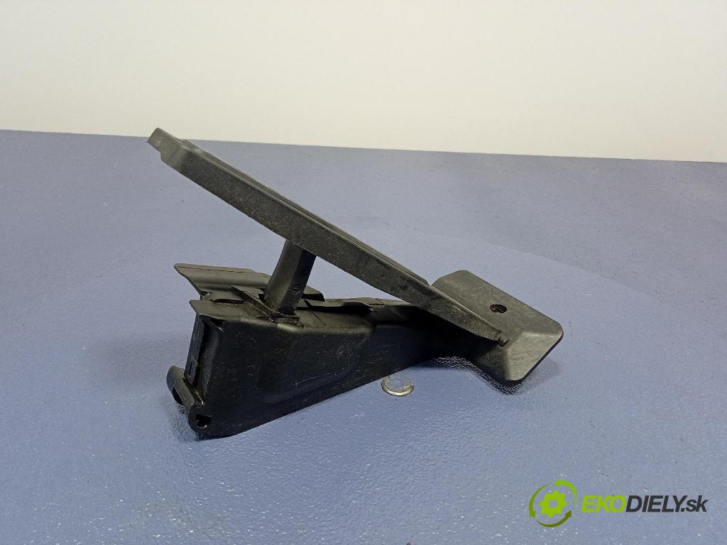Bmw Seria 3 2019 pedal Plyn: 6871053