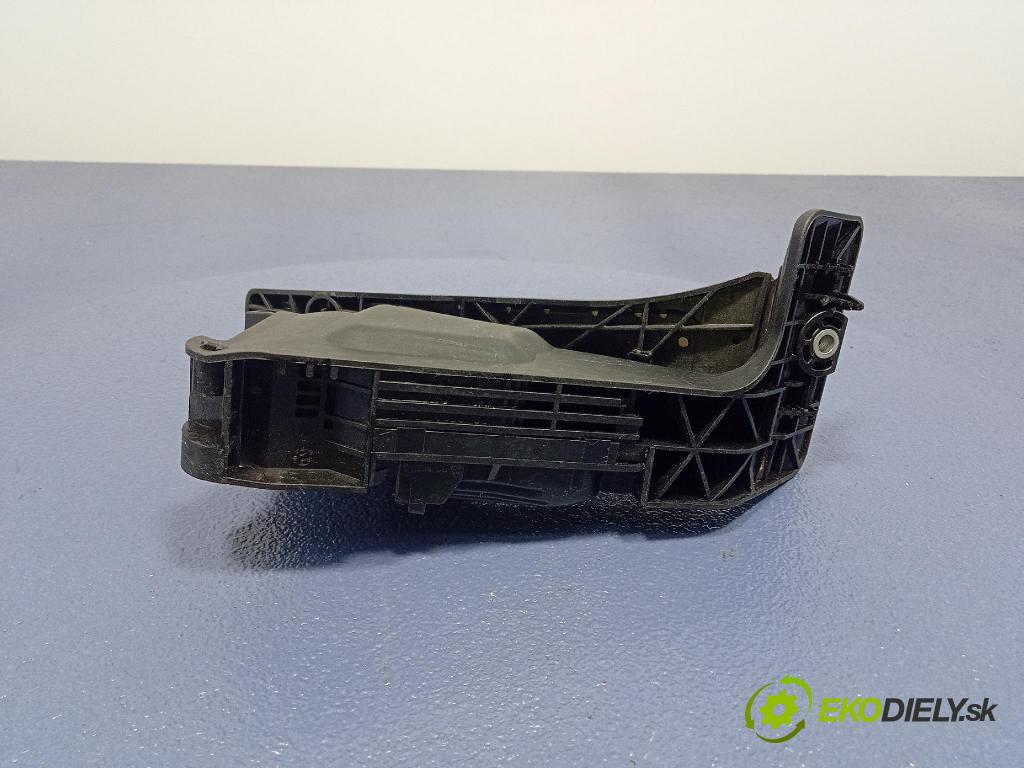 Bmw Seria 3 2019 pedal Plyn: 6871053