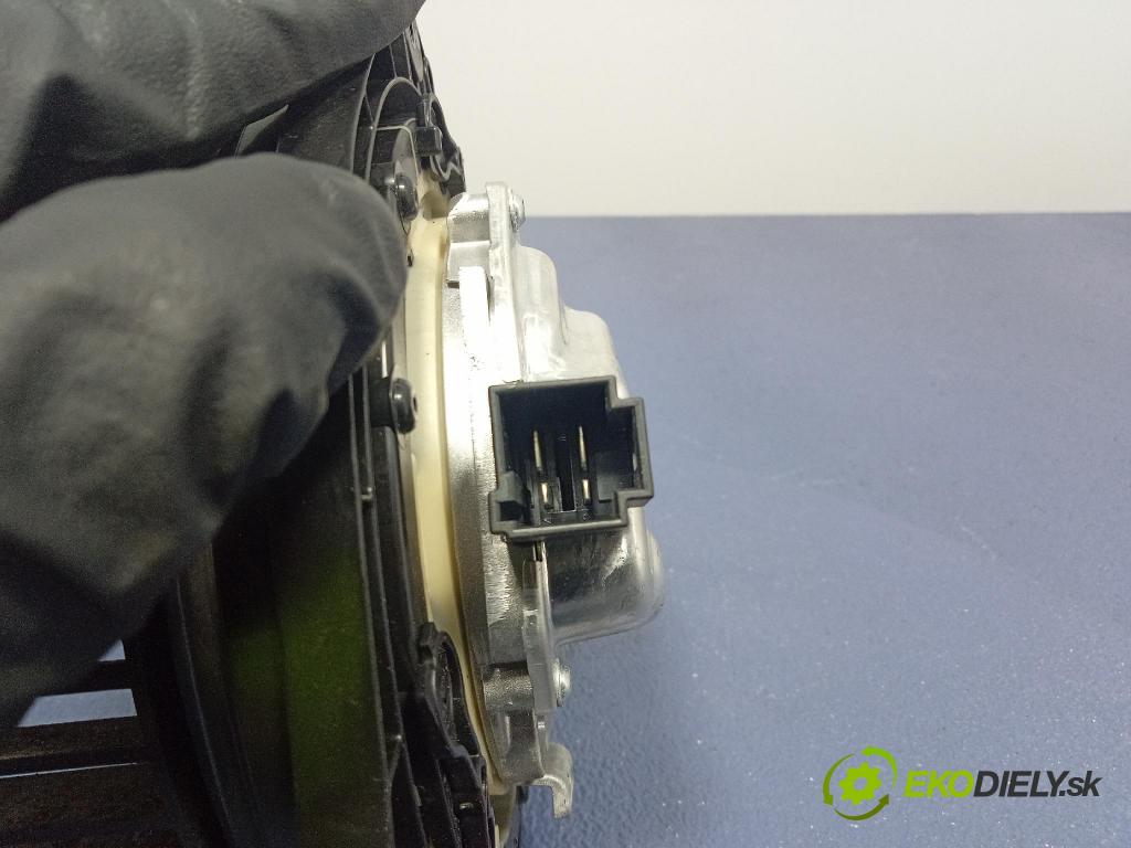 Bmw Seria 3 2019 ventilátor Vzduch: T38256B