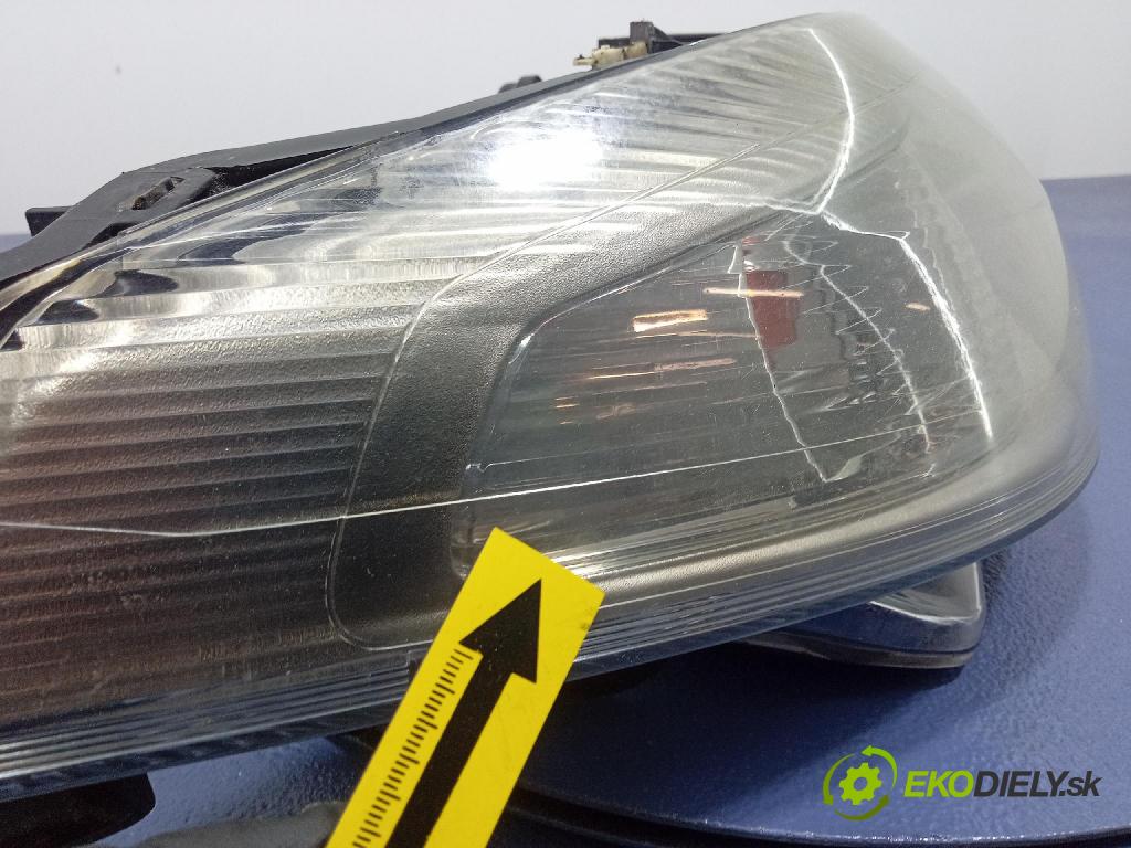 Renault Laguna 2003 světlo v pravo: 8200163324
